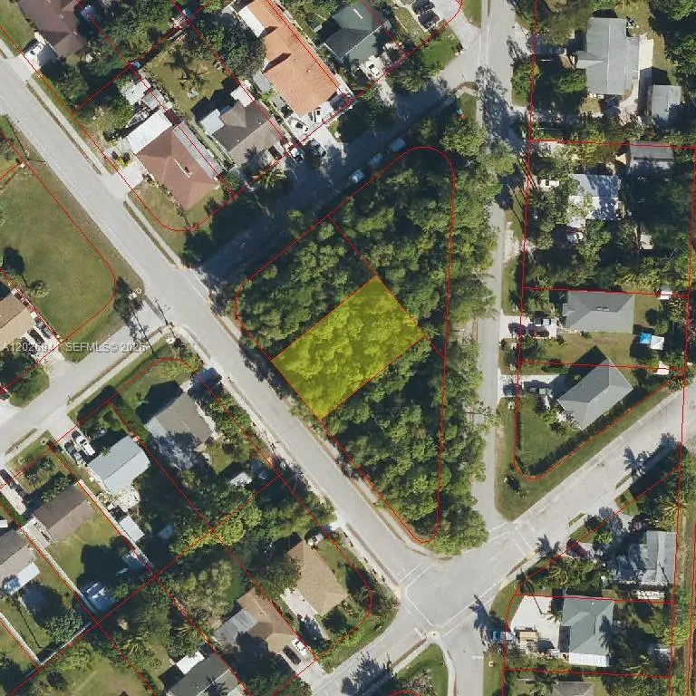 Foto de propiedad en 5474 Carolina Avenue, Naples, FL 34113 Naples con MLS# 