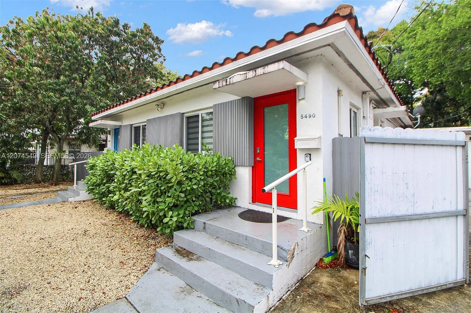 Foto de propiedad en 5478 NW 1st Avenue 5490, Miami, FL 33127 Miami con MLS# 