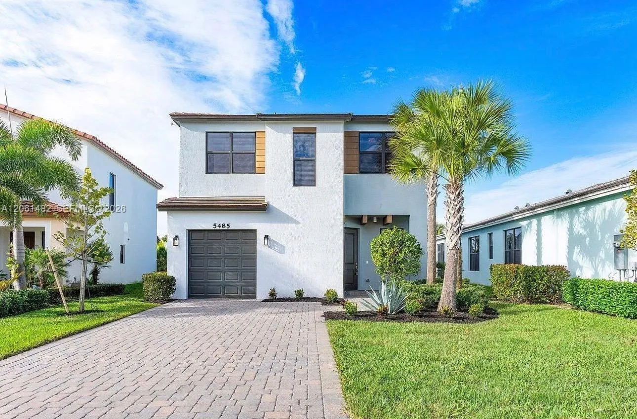 Foto de propiedad en 5485 Starfish Road, Westlake, FL 33470 Westlake con MLS# 