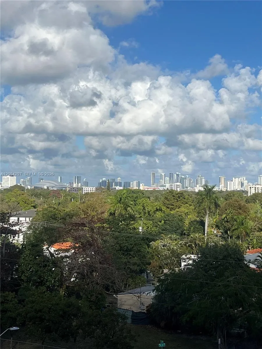 Foto de propiedad en 55 Merrick Way 524, Coral Gables, FL 33134 Coral Gables con MLS# 