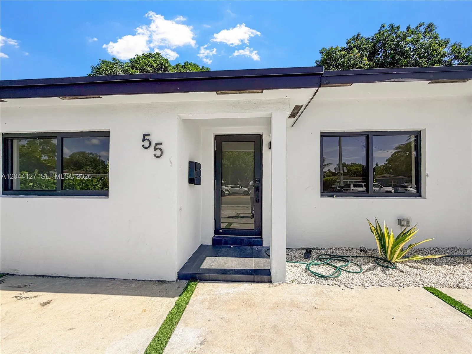 Foto de propiedad en 55 NW 125th Street -, North Miami, FL 33168 North Miami con MLS# 