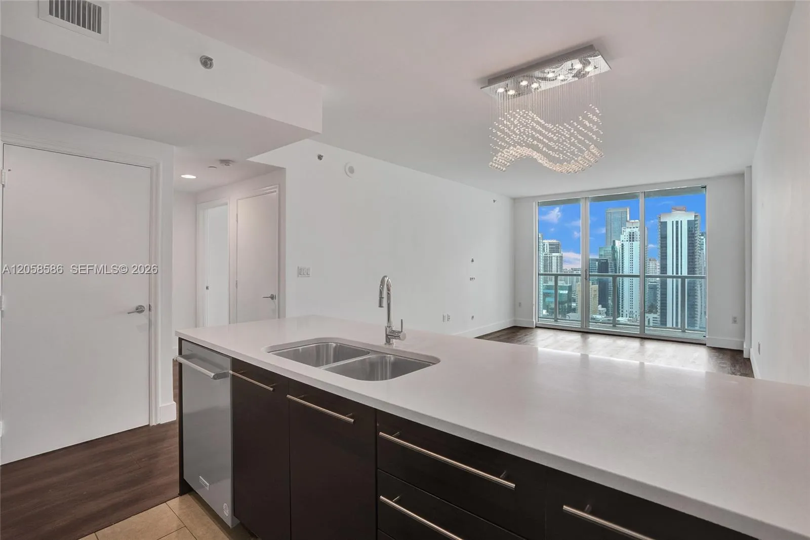 Foto de propiedad en 55 SE 6th Street 3604, Miami, FL 33131 Miami con MLS# 