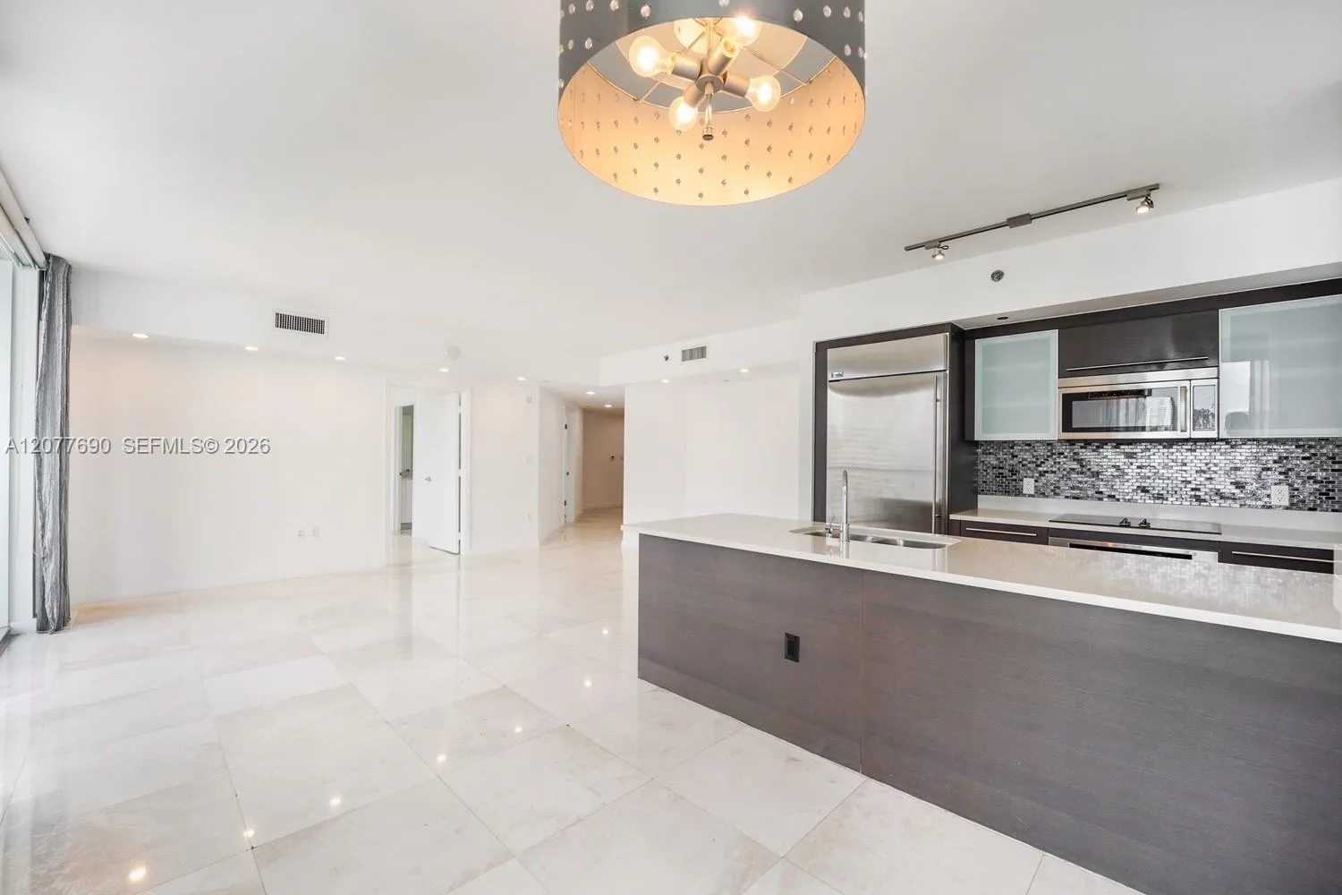 Foto de propiedad en 55 SE 6th Street 3901, Miami, FL 33131 Miami con MLS# 