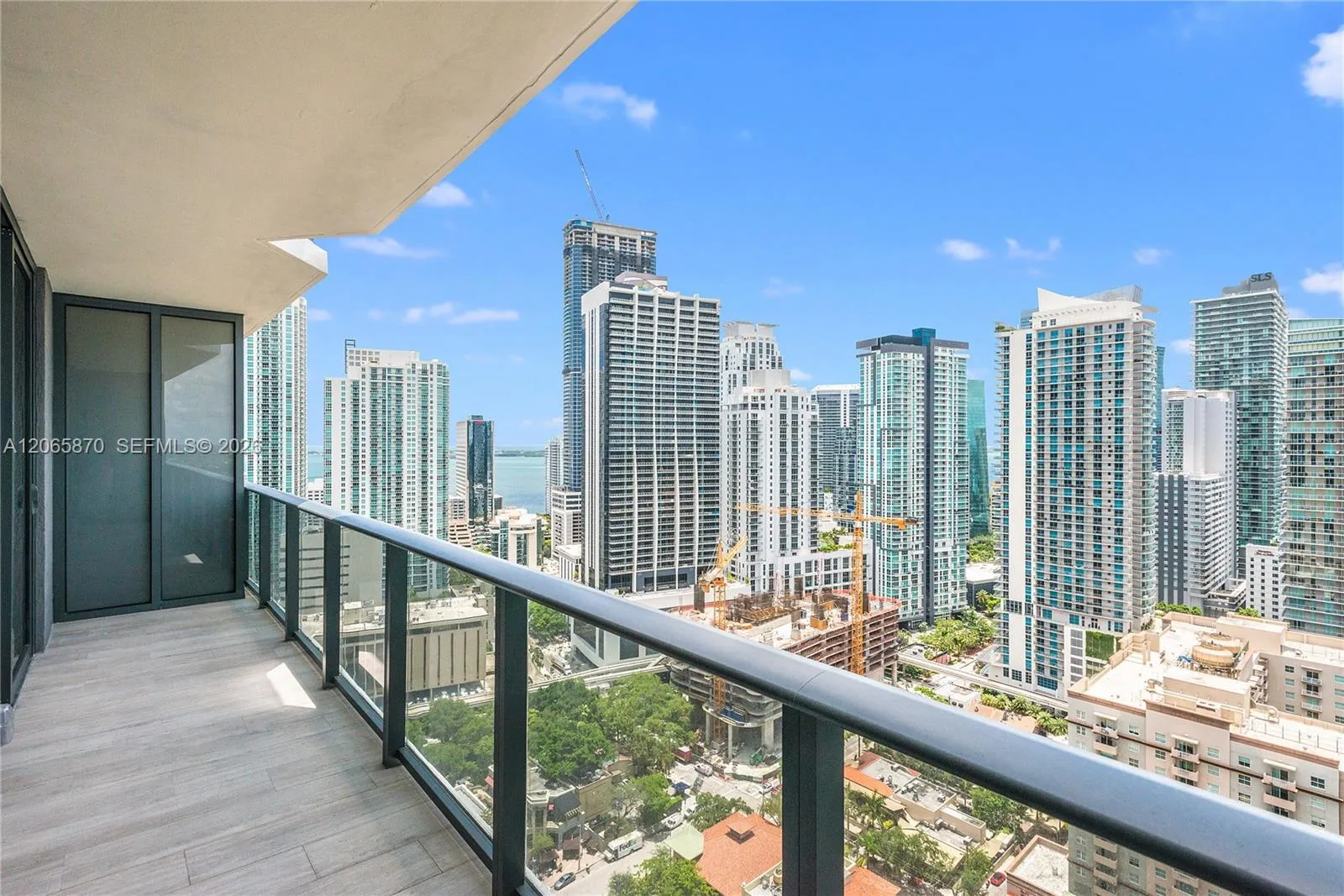 Foto de propiedad en 55 SW 9 Street 2805, Miami, FL 33129 Miami con MLS#