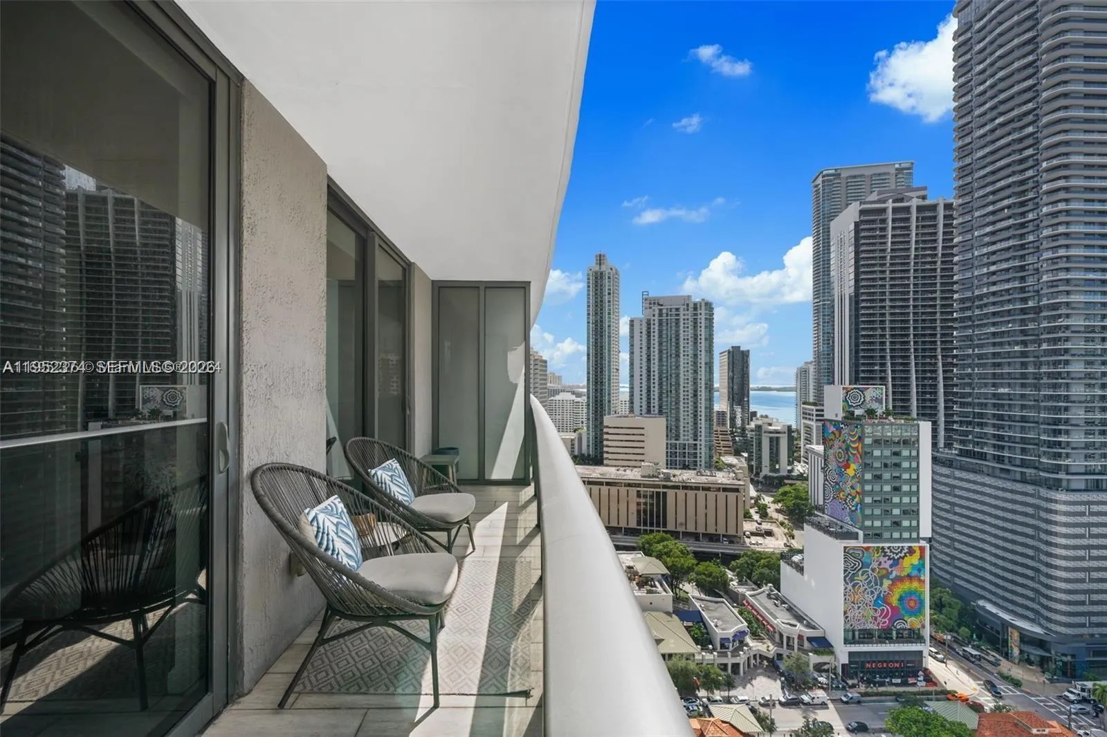 Foto de propiedad en 55 SW 9th Street 2305, Miami, FL 33130 Miami con MLS#