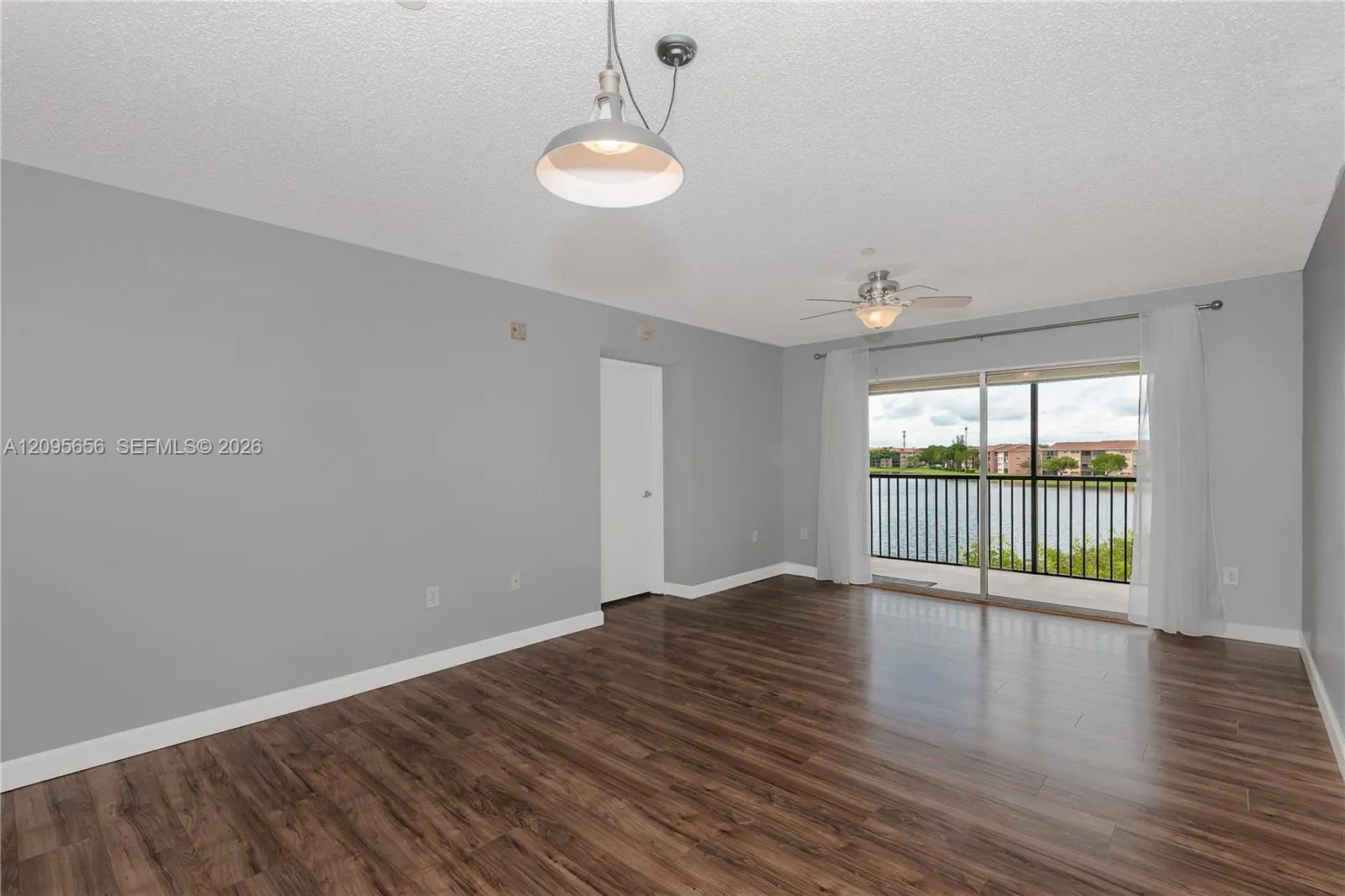 En Renta 550 SW 138th Avenue 404K, Pembroke Pines, FL 33027, Pembroke Pines, FL 33027