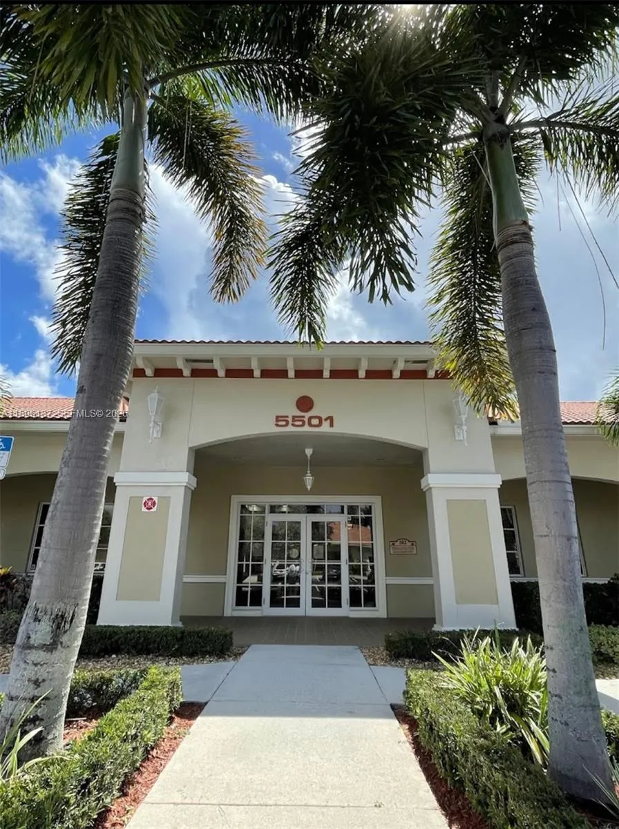 En Venta 5501 N University Drive 103, Coral Springs, FL 33067, Coral Springs, FL 33067