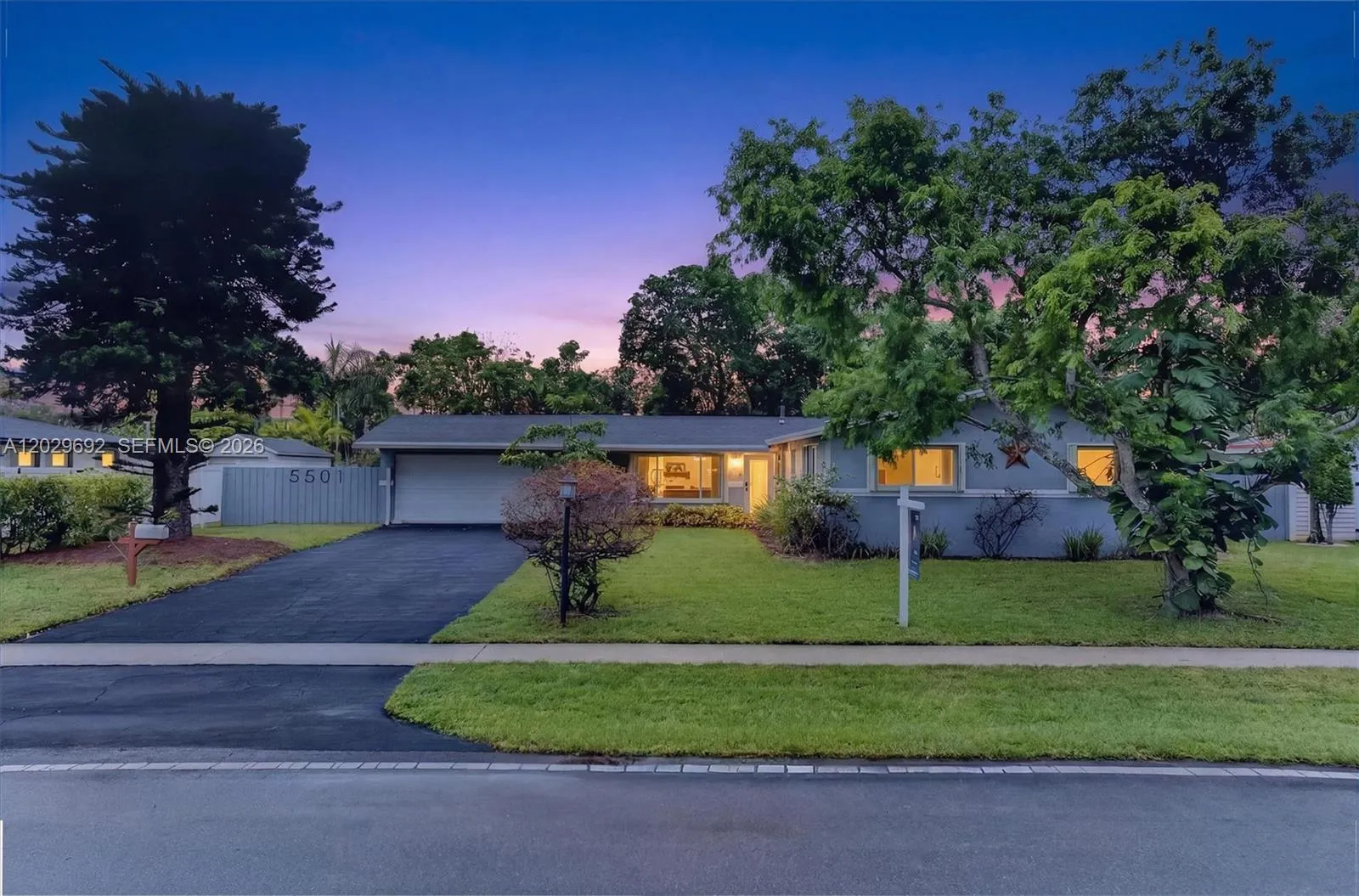 Vendido 5501 Pine Terrace, Plantation, FL 33317, Plantation, FL 33317