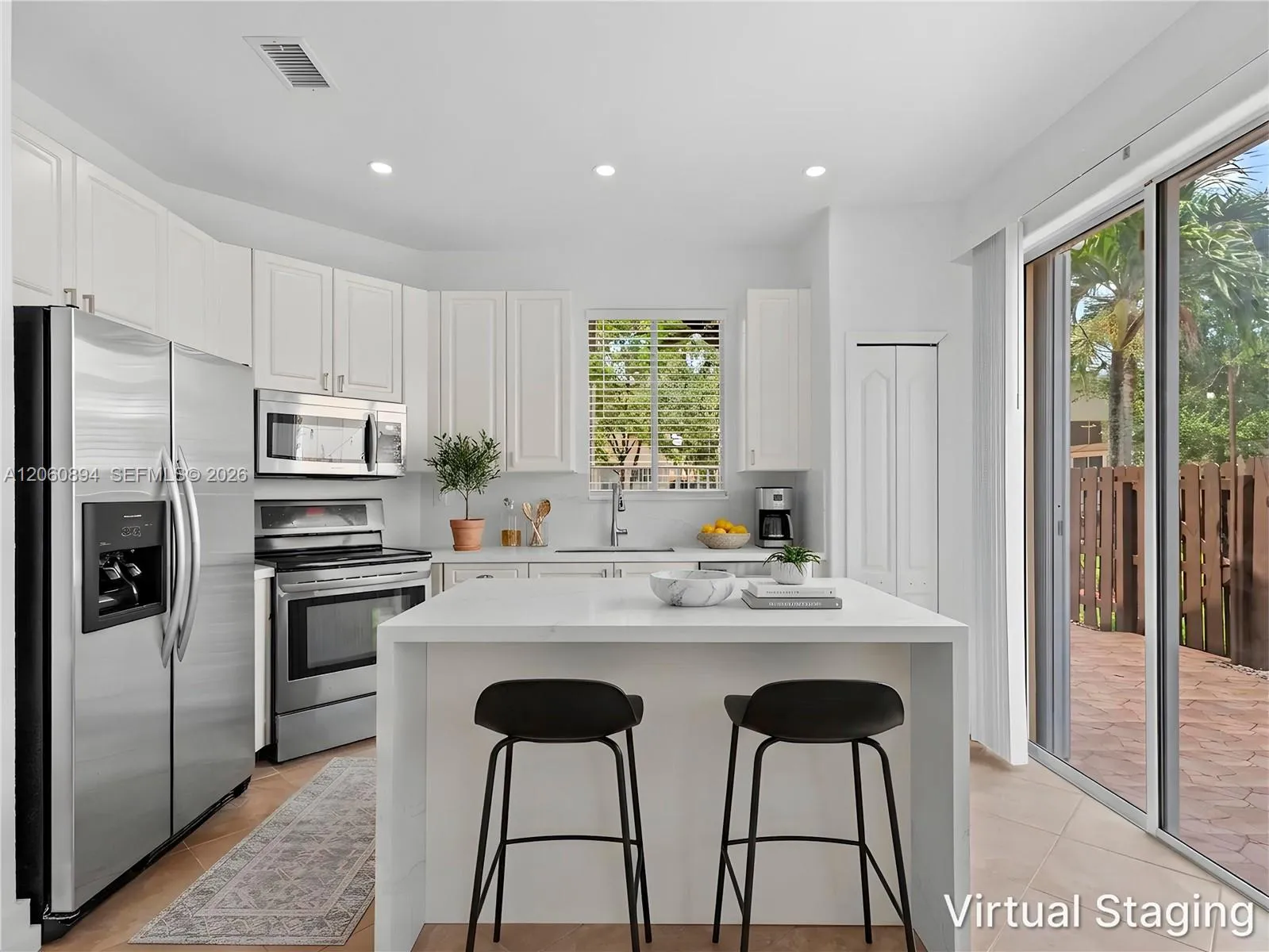 Foto de propiedad en 5502 NW 112th Court 5502, Doral, FL 33178 Doral con MLS# 