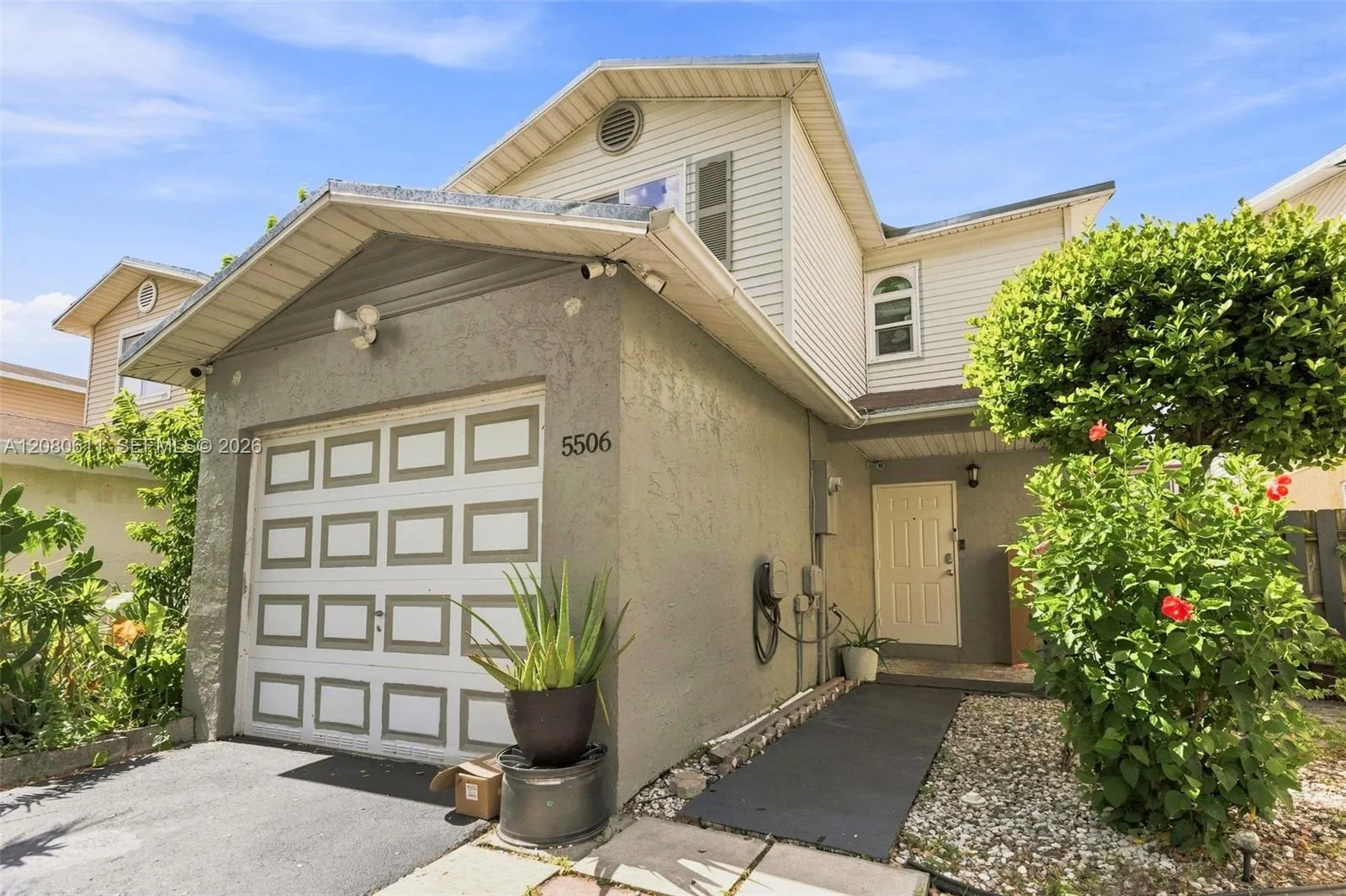 Foto de propiedad en 5506 NW 22nd Street, Lauderhill, FL 33313 Lauderhill con MLS# 
