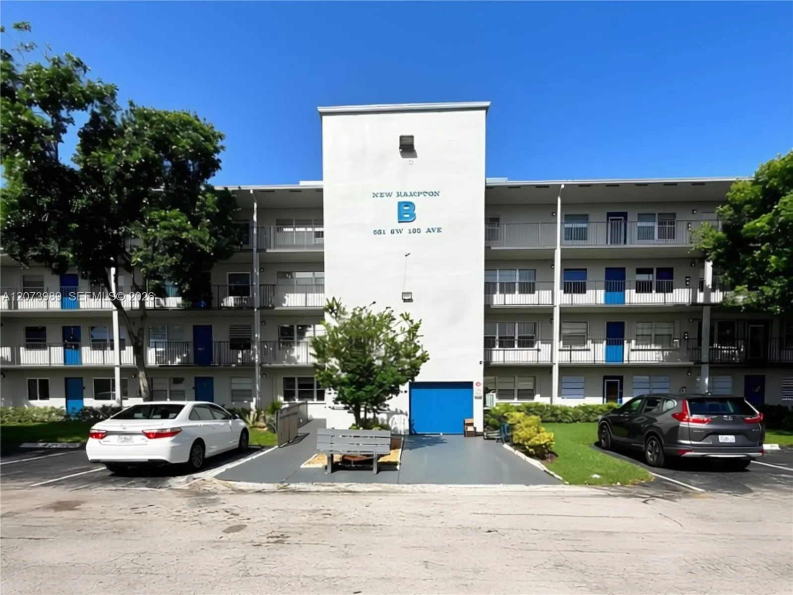 Foto de propiedad en 551 SW 135th Avenue 413B, Pembroke Pines, FL 33027 Pembroke Pines con MLS# 
