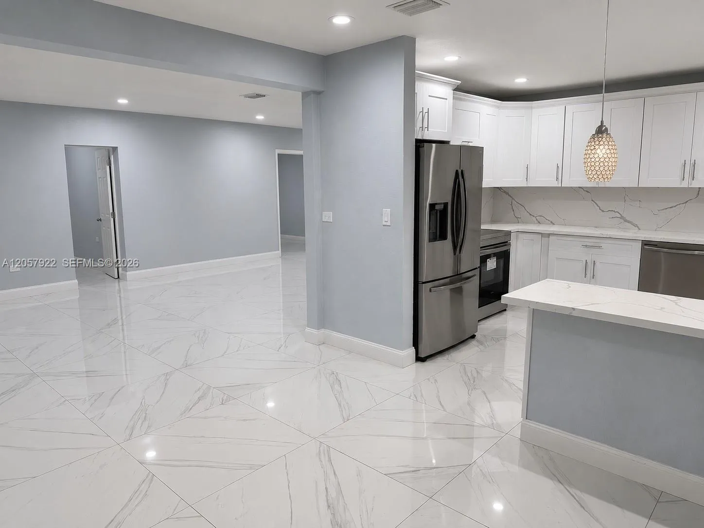 En Renta 552 NE 161st Street, Miami, FL 33162, Miami, FL 33162
