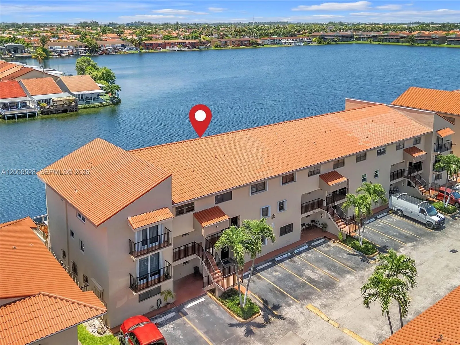 Foto de propiedad en 5530 W 26th Court 102, Hialeah, FL 33016 Hialeah con MLS# 