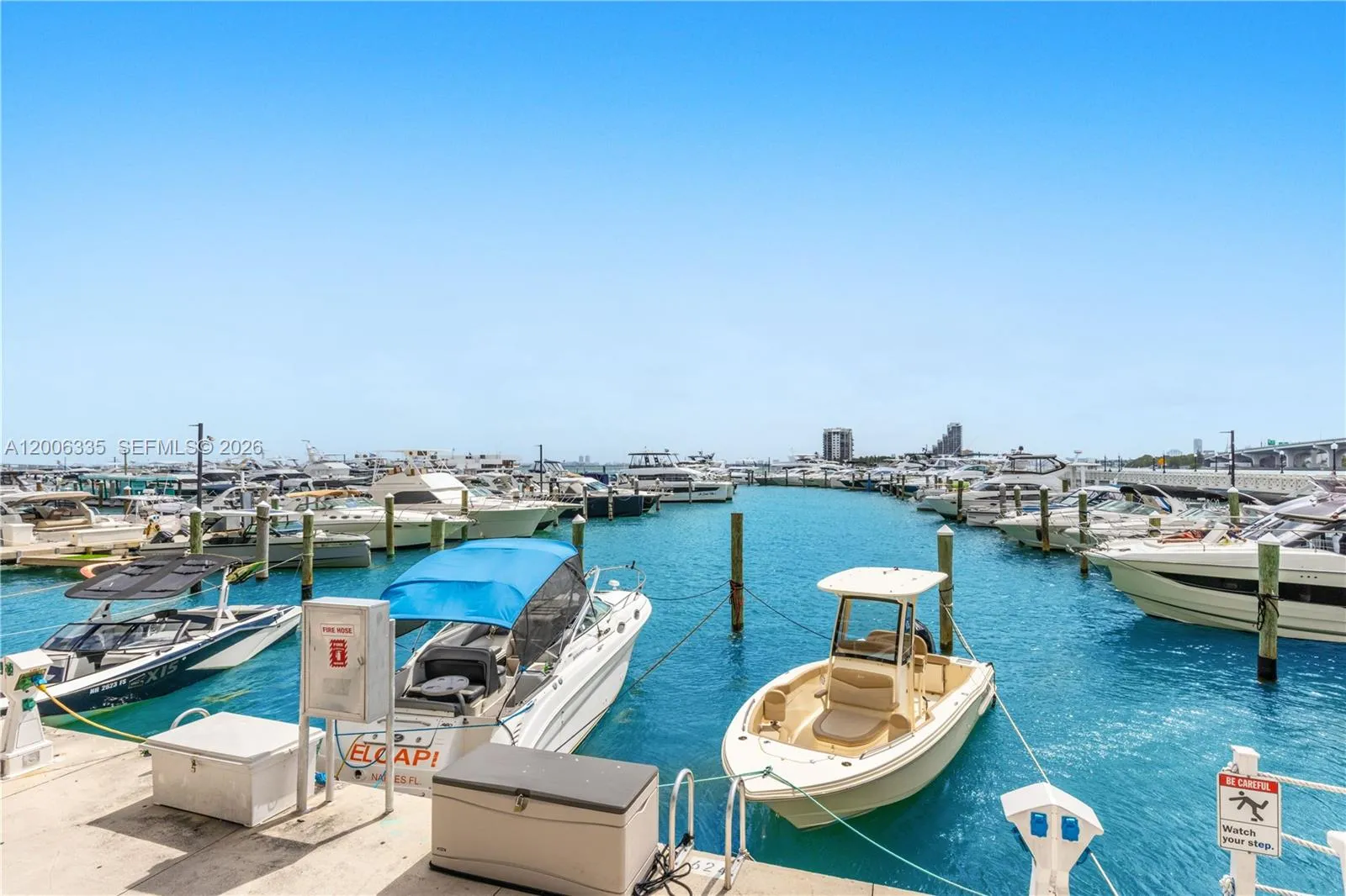 Foto de propiedad en 555 NE 15th Street 501, Miami, FL 33132 Miami con MLS# 