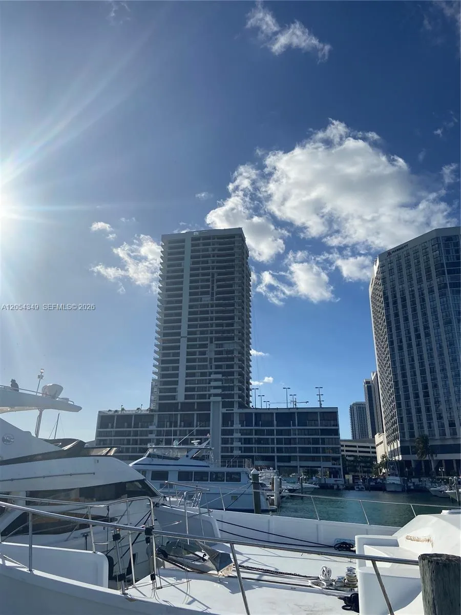 En Renta 555 NE 15th Street 507, Miami, FL 33132, Miami, FL 33132