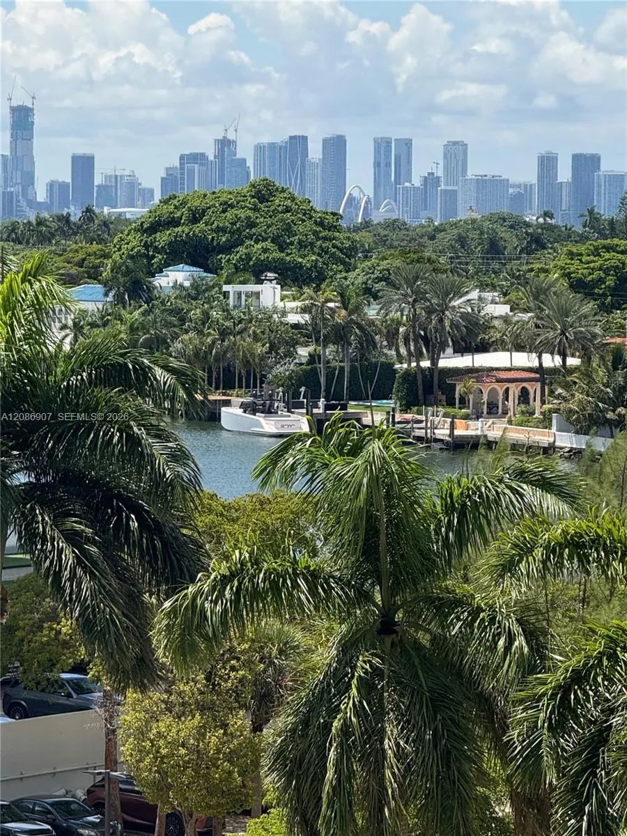 En Renta 5555 Collins Avenue 7Z, Miami Beach, FL 33140, Miami Beach, FL 33140