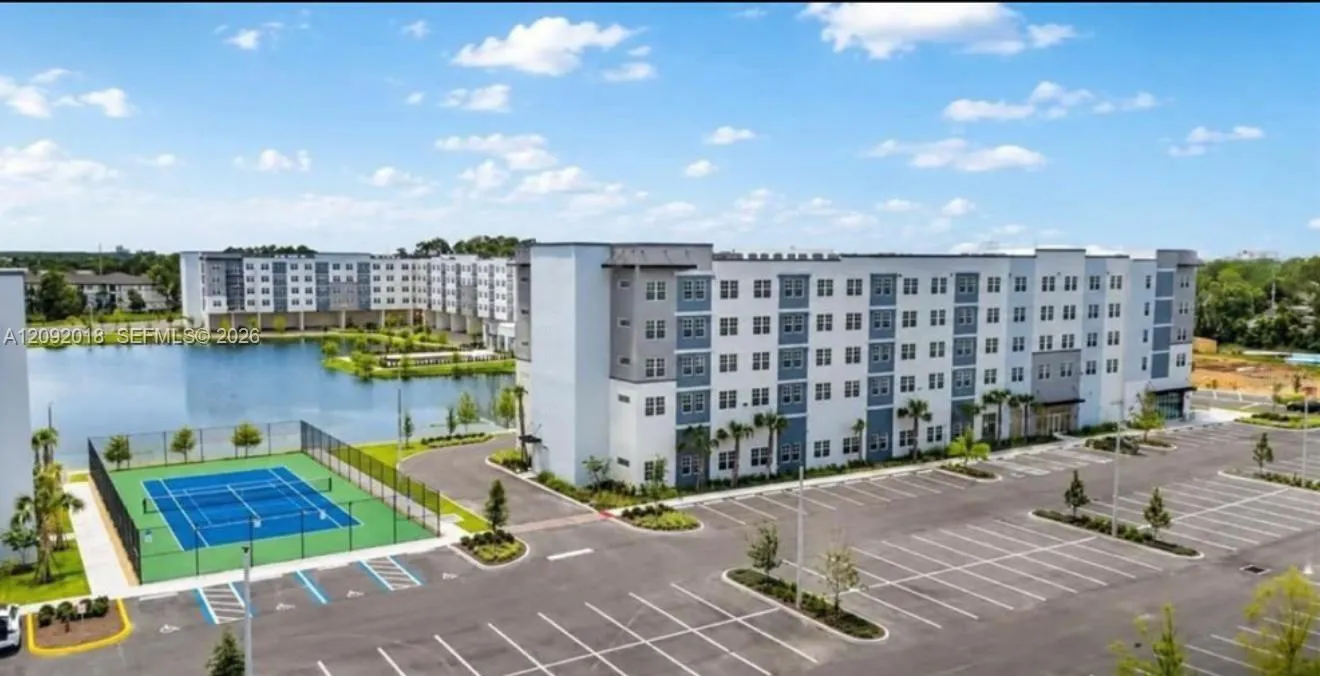 En Venta 5563 Millenia Park Boulevard 206, Orlando, FL 32839, Orlando, FL 32839