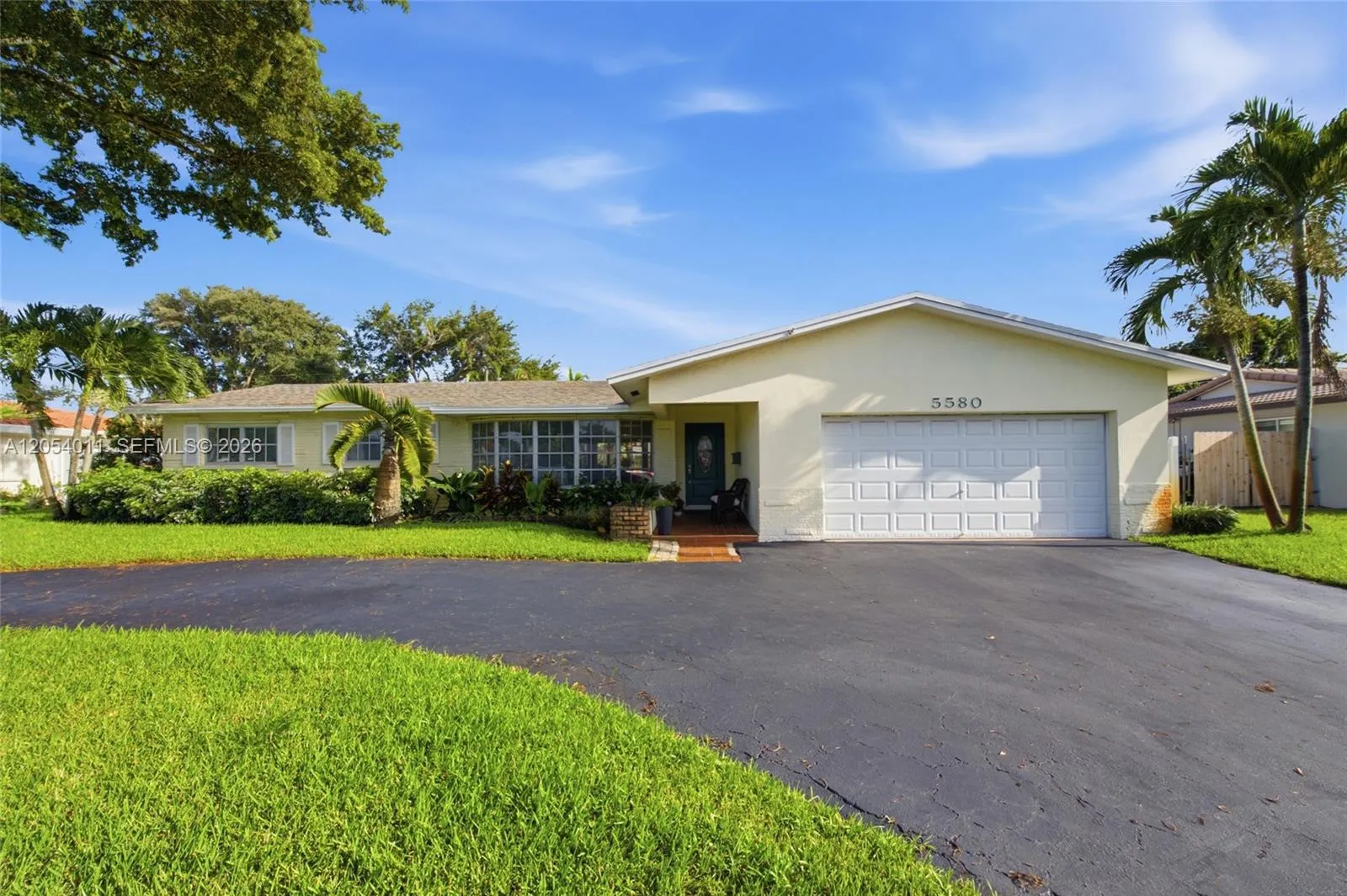 Vendido 5580 SW 7th Street, Plantation, FL 33317, Plantation, FL 33317