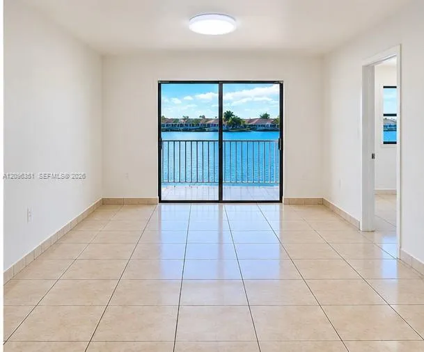 En Renta 5580 W 26th Court 102, Hialeah, FL 33016, Hialeah, FL 33016