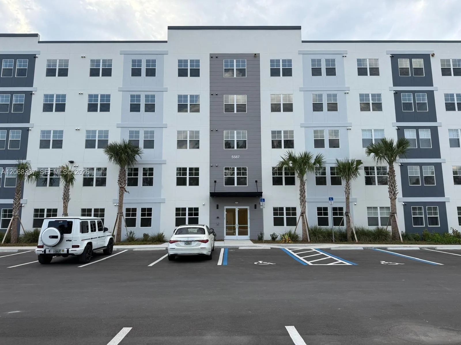 En Venta 5587 Millenia Park Boulevard 222, Orlando, FL 32839, Orlando, FL 32839