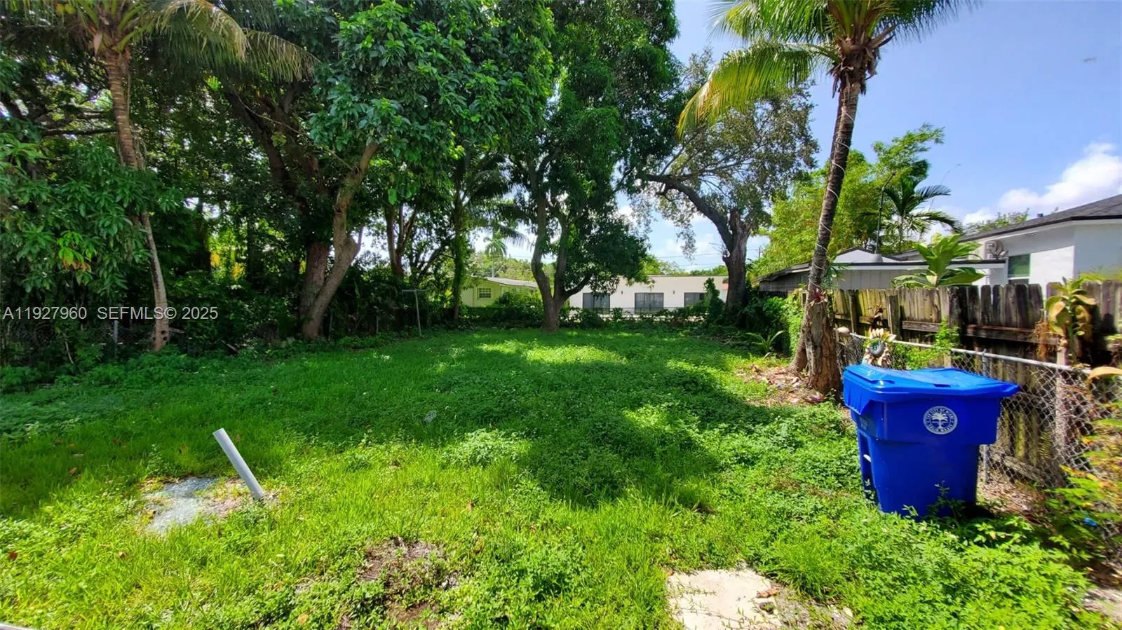 Foto de propiedad en 560 NW 53rd Street, Miami, FL 33127 Miami con MLS# 
