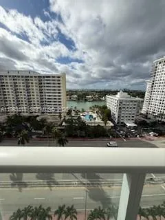Foto de propiedad en 5601 Collins Avenue 1219, Miami Beach, FL 33140 Miami Beach con MLS# 
