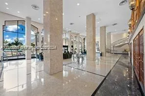 Foto de propiedad en 5601 Collins Avenue 1718, Miami Beach, FL 33140 Miami Beach con MLS# 