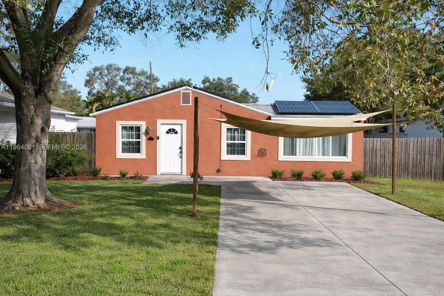 En Venta 5613 N 19th Avenue S, FL 33707, FL 33707