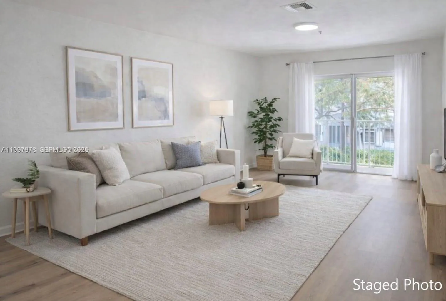 Foto de propiedad en 5640 NW 115th Court 211, Doral, FL 33178 Doral con MLS# 