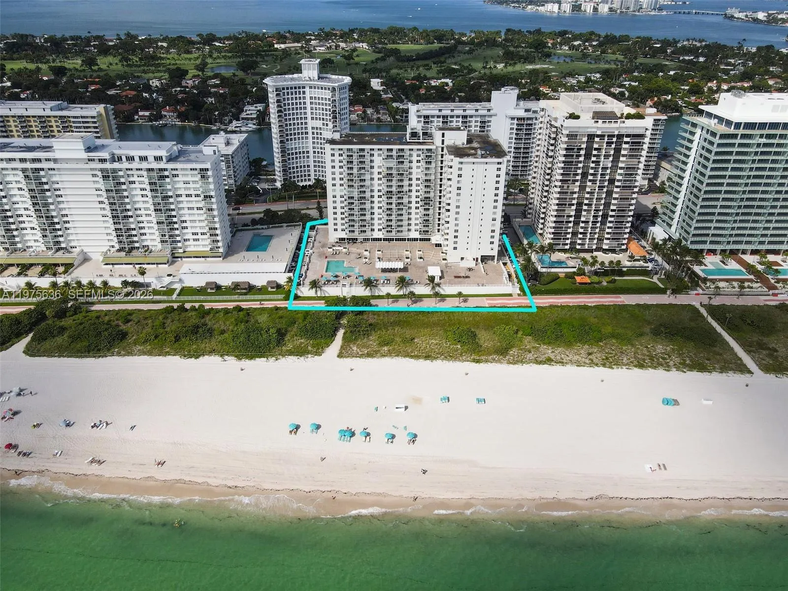 Foto de propiedad en 5701 Collins Avenue 803, Miami Beach, FL 33140 Miami Beach con MLS# 