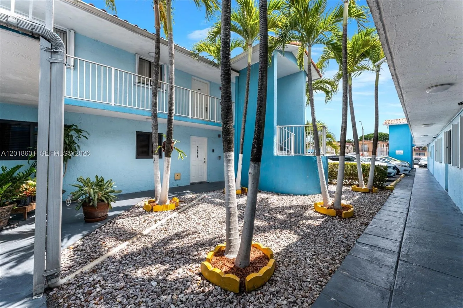 Foto de propiedad en 5706 W 26th Avenue 5706, Hialeah, FL 33016 Hialeah con MLS# 