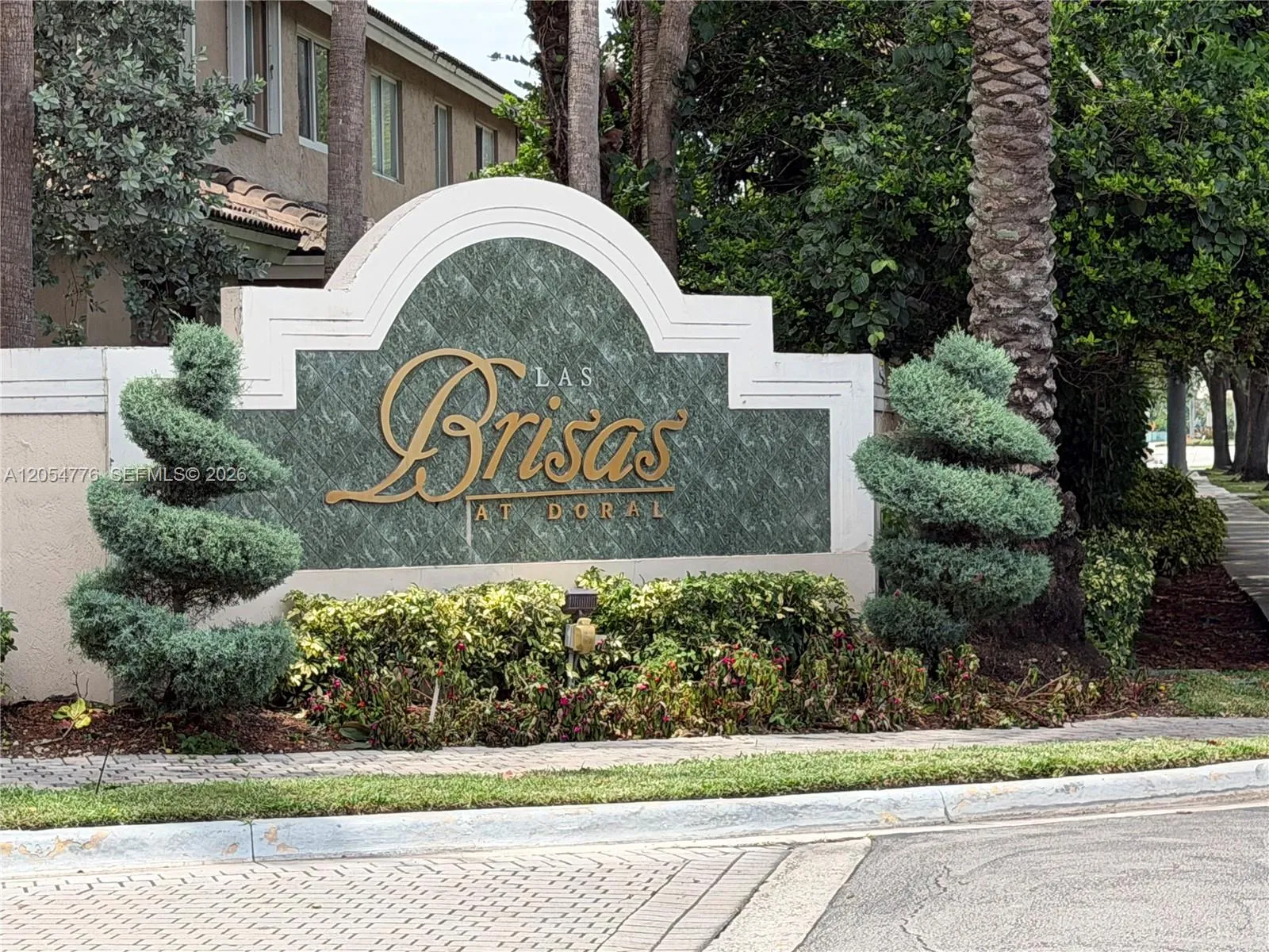Foto de propiedad en 5707 NW 114th Court 107, Doral, FL 33178 Doral con MLS# 