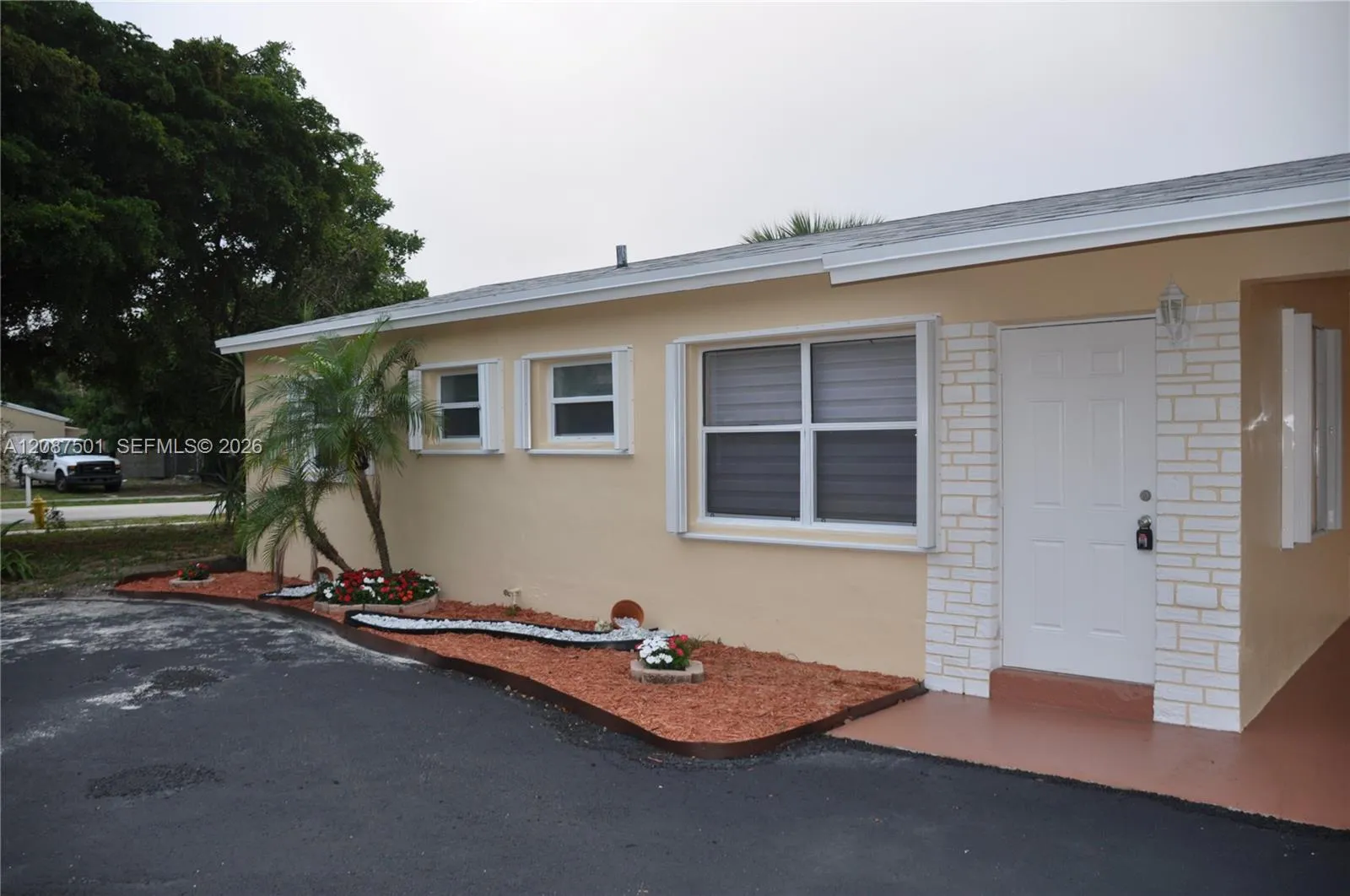 En Venta 571 NE 61st Street, Oakland Park, FL 33334, Oakland Park, FL 33334