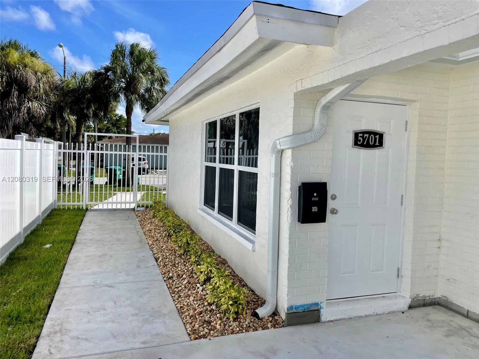 En Renta 5711 NW 28th Street 5711, Lauderhill, FL 33313, Lauderhill, FL 33313