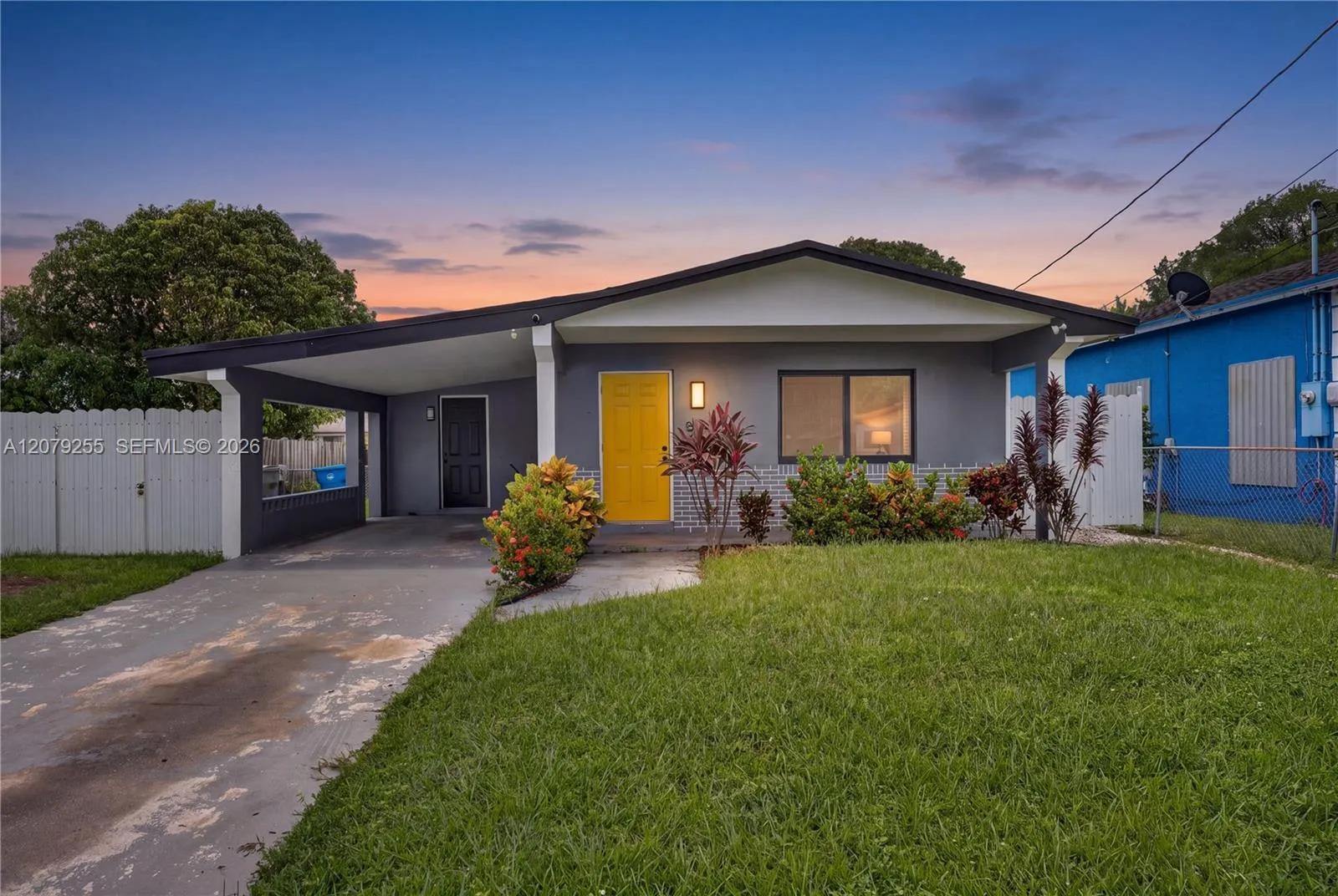 Foto de propiedad en 5724 SW 18th Street, West Park, FL 33023 West Park con MLS# 