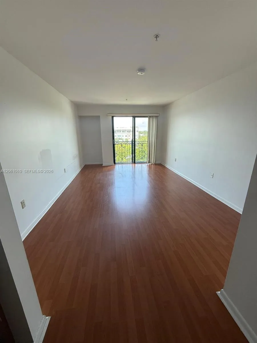 Alquilada 5737 SW 72nd Street 5737, South Miami, FL 33143, South Miami, FL 33143