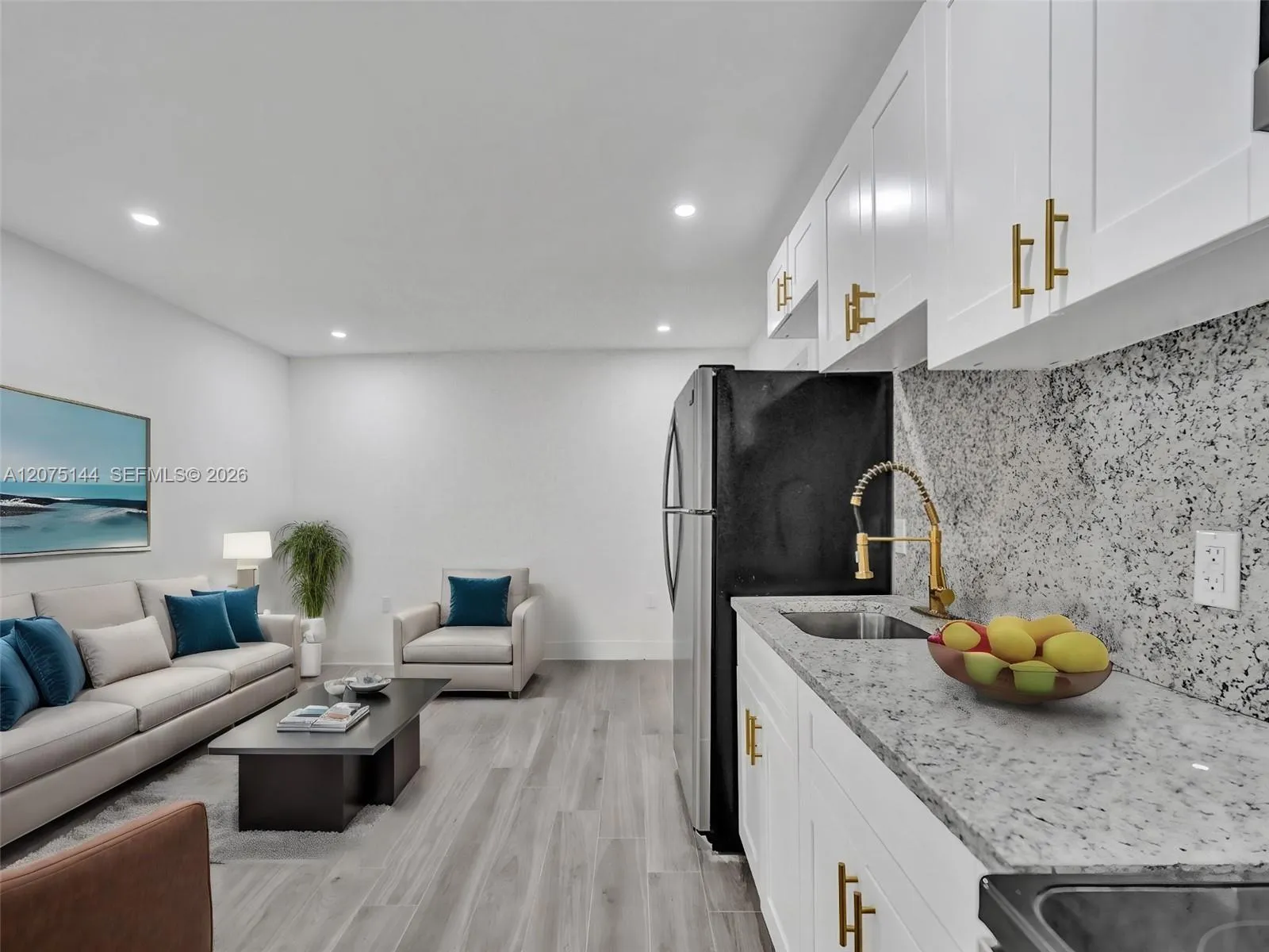 Foto de propiedad en 5740 Mayo Street 0, Hollywood, FL 33023 Hollywood con MLS# 
