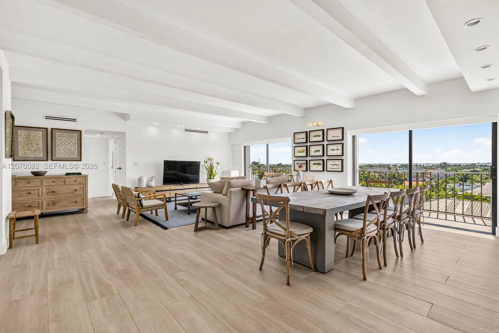 En Venta 575 Crandon Boulevard 801, Key Biscayne, FL 33149, Key Biscayne, FL 33149