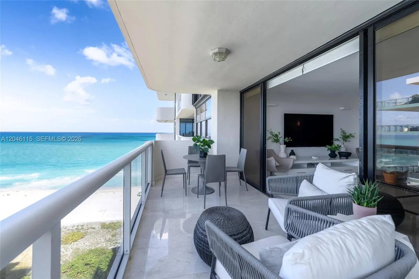 En Renta 5757 Collins Avenue 2207, Miami Beach, FL 33140, Miami Beach, FL 33140