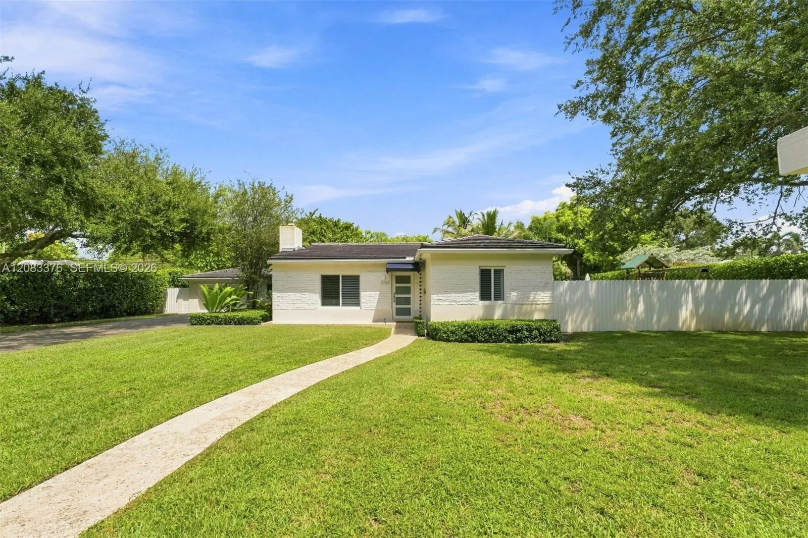 En Venta 5763 SW 51st Street, Miami, FL 33155, Miami, FL 33155