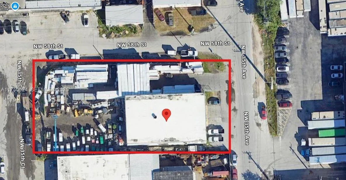 Foto de propiedad en 5790 NW 35th Avenue, Hialeah, FL 33142 Hialeah con MLS# 