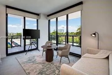 En Renta 580 72 Street 201, Miami Beach, FL 33141, Miami Beach, FL 33141