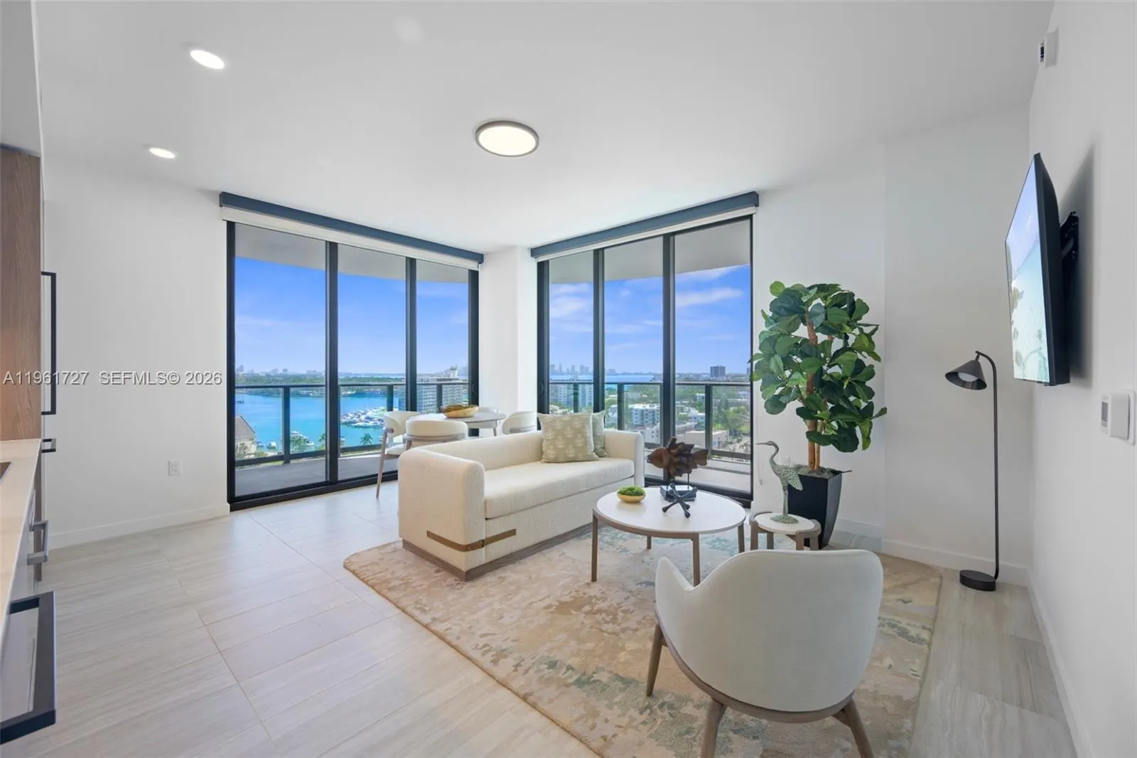 Foto de propiedad en 580 72nd Street 1210, Miami Beach, FL 33141 Miami Beach con MLS# 