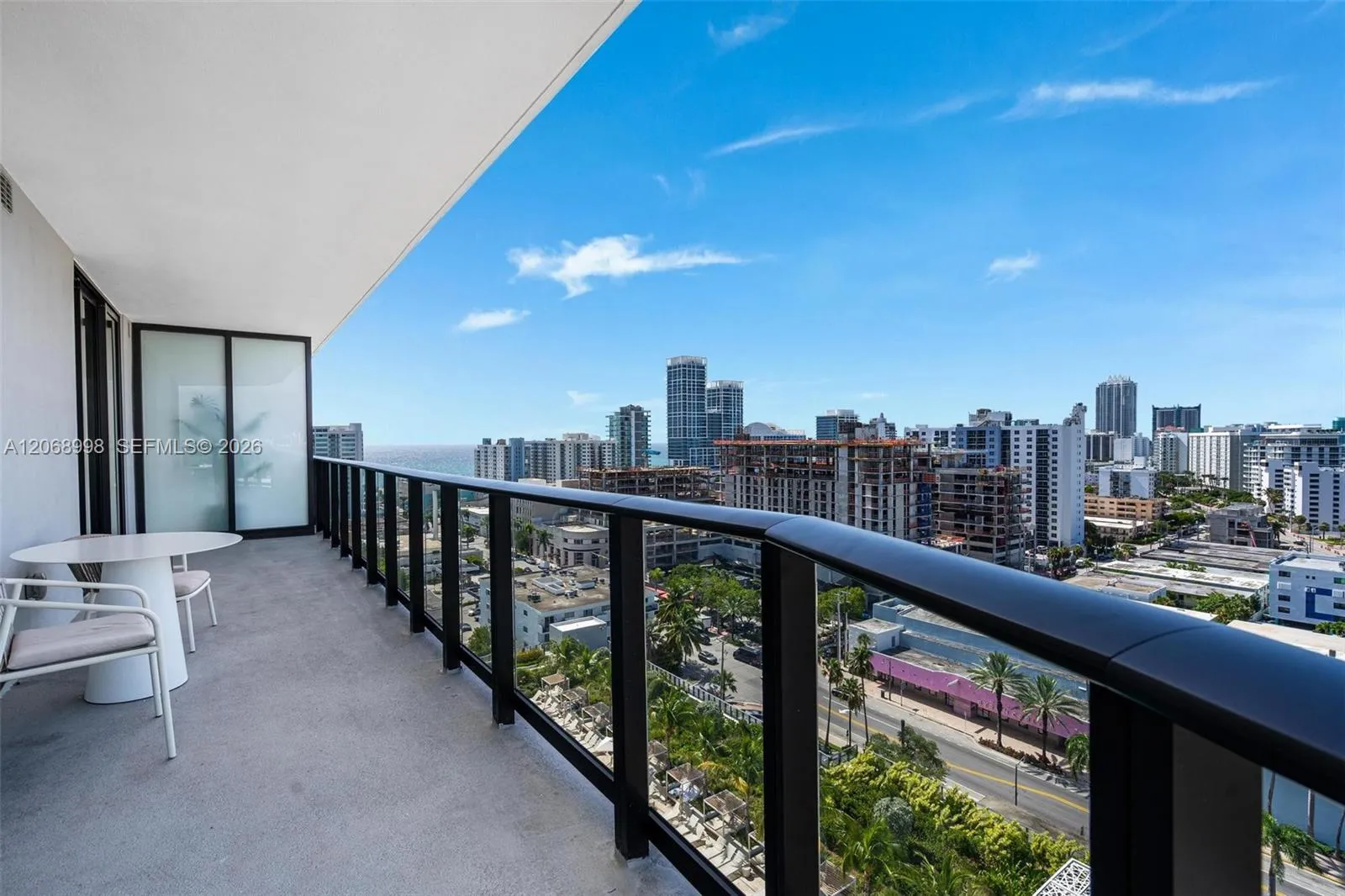 Foto de propiedad en 580 72nd Street 1410, Miami Beach, FL 33141 Miami Beach con MLS# 