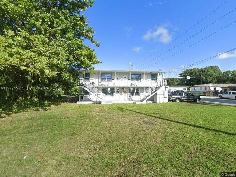Foto de propiedad en 5801 NW 13th Avenue, Miami, FL 33142 Miami con MLS# 