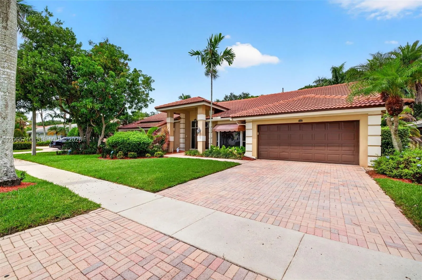 En Venta 581 NW 110th Avenue, Plantation, FL 33324, Plantation, FL 33324