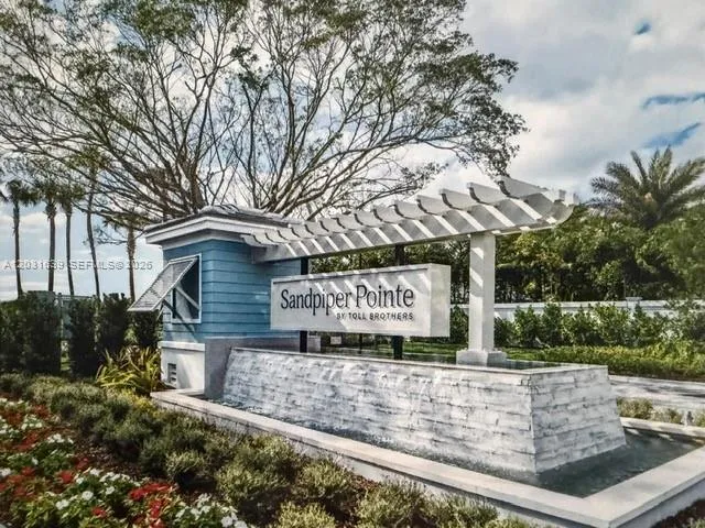 Foto de propiedad en 581 Sanderling Circle 581, Deerfield Beach, FL 33442 Deerfield Beach con MLS# 