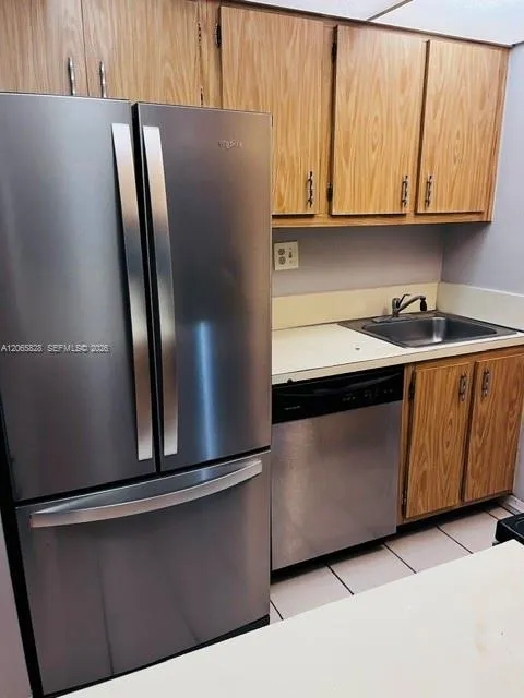 En Venta 5831 Washington Street 41, Hollywood, FL 33023, Hollywood, FL 33023