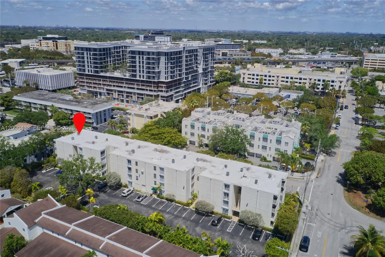 Foto de propiedad en 5838 SW 74th Terrace 317, South Miami, FL 33143 South Miami con MLS# 