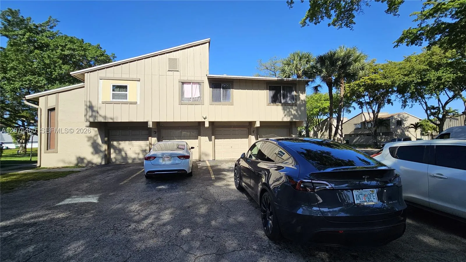 Foto de propiedad en 5870 NW 21st Street 45-E, Lauderhill, FL 33313 Lauderhill con MLS# 